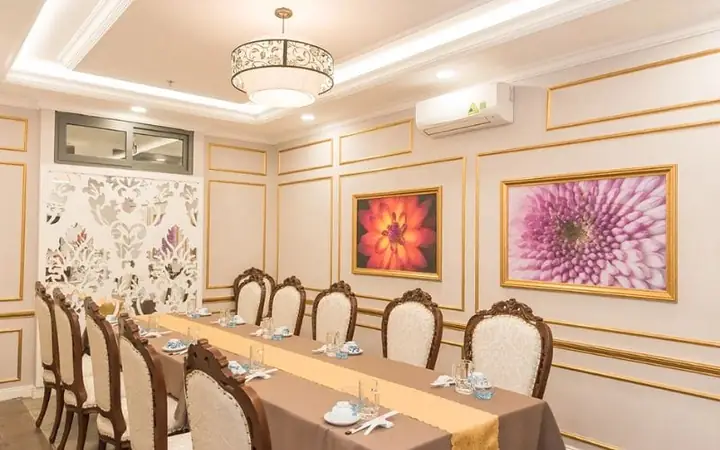 Phòng Vip Nhà Hàng