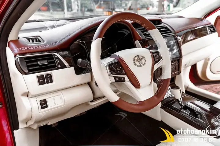 Một Số Ý Tưởng Đổi Màu Nội Thất Toyota Camry