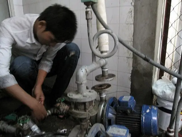 Làm Nội Thất Ống Nước Hà Nội
