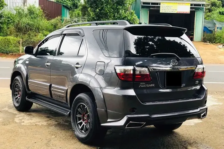 Lý Do Nên Lắp Đặt Ốp Body Cho Fortuner 2009 Lý Do Nên Lắp Đặt Ốp Body Cho Fortuner 2009