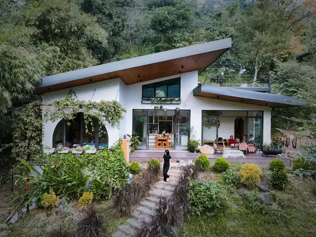 Top-rated Vacation Rentals In Lương Sơn Top-rated Vacation Rentals In Lương Sơn