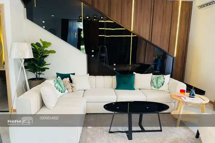 Lavila Nhà Bè - Chị Diễm