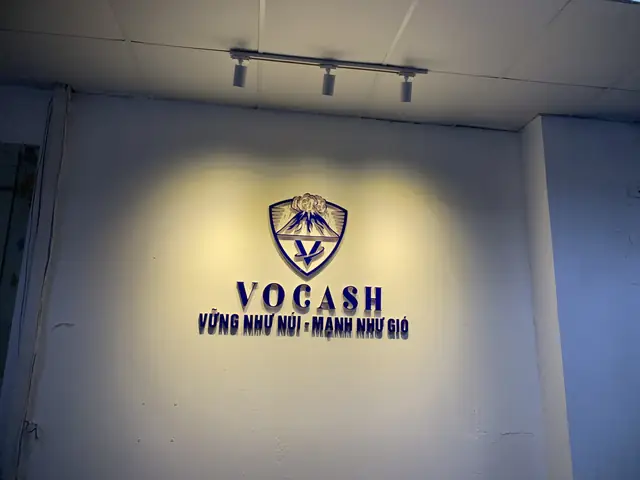 Làm Logo Backdrop Văn Phòng Quầy Văn Thư
