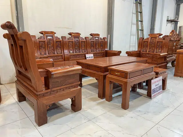 Chất Liệu Màu Sơn Của Bộ Bàn Ghế