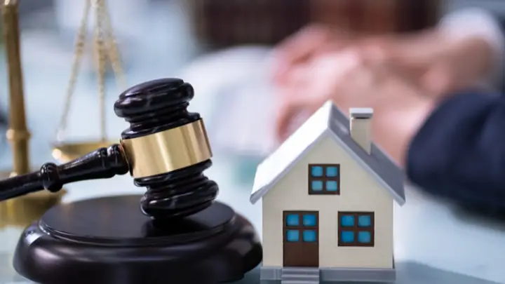 Người Giám Sát Thi Công Nội Thất Có Cần Chứng Chỉ Hành Nghề Không?