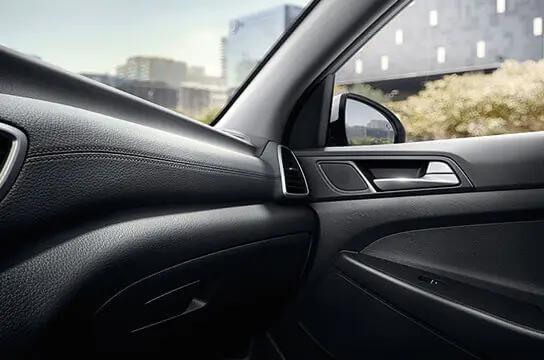 Tucson Mới Liên Kết Người Dùng Với Thiết Kế Công Thái Học Giúp Tối Ưu Sự Thoải Mái Khi Cầm Lái.