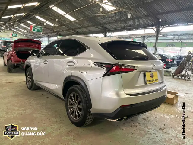 Lợi Ích Của Việc Đổi Màu Sơn Ô Tô Lexus Nx200t