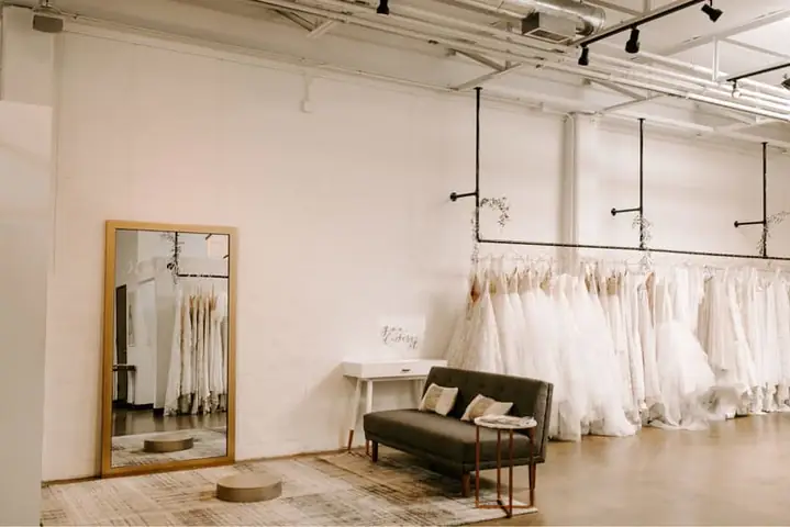 Những Lưu Ý Khi Thiết Kế Showroom Áo Cưới