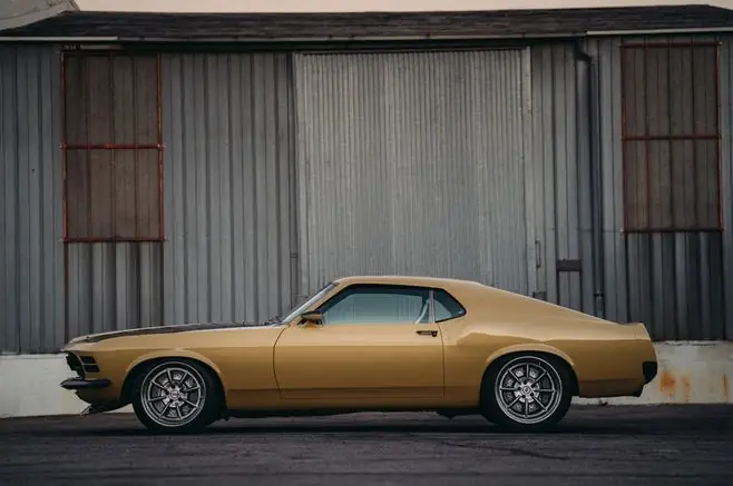 Ford Mustang Boss 302 1970 Cua Nguoi Sat Anh 2