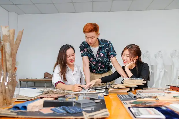 Ngã Nh Thiáº¿t Káº¿ Ná»i Tháº¥t Hutech Xã©t Tuyá»n 4 Tá» Há»£p Mã´n Äá» Täng Cæ¡ Há»i Cho Thã­ Sinh