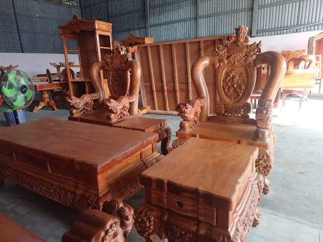 🔹nội Thất Văn Phòng – Showroom: