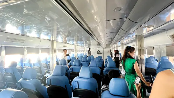 Truyền Thông Nội Bộ