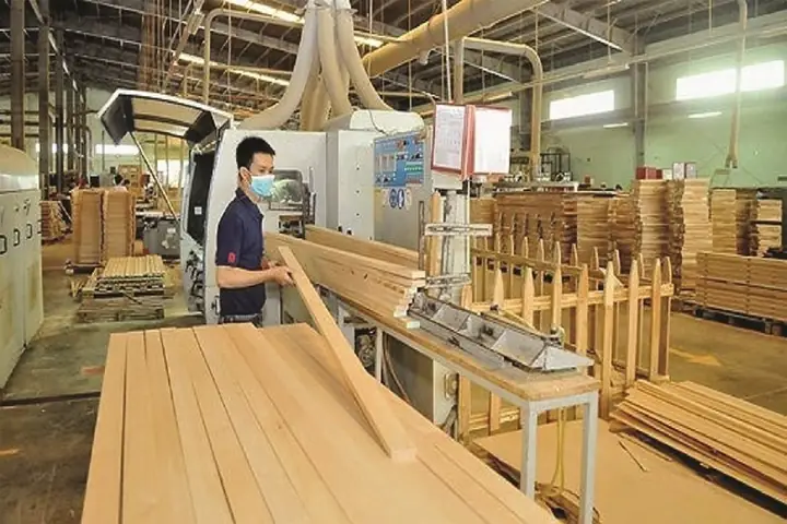 Tiềm Năng Và Thách Thức Của Ngành Sản Xuất Gỗ Công Nghiệp Việt Nam Tiềm Năng Và Thách Thức Của Ngành Sản Xuất Gỗ Công Nghiệp Việt Nam