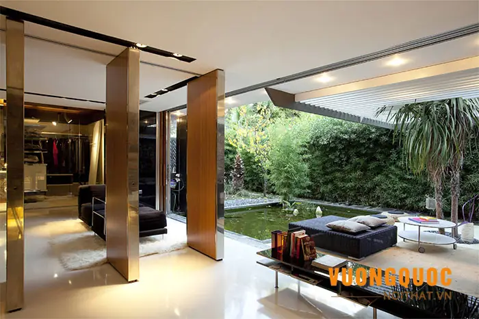 Ngoáº¡i Tháº¥t Cã¢n Xá»©ng, Hã I Hã²a