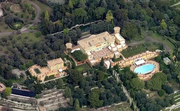Villa Leopolda, France – Sự Lãng Mạn Tràn Ngập Không Gian