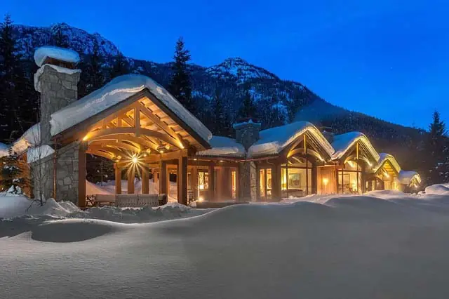 Biệt Thự Nằm Ở Thị Trấn Whistler, Canada