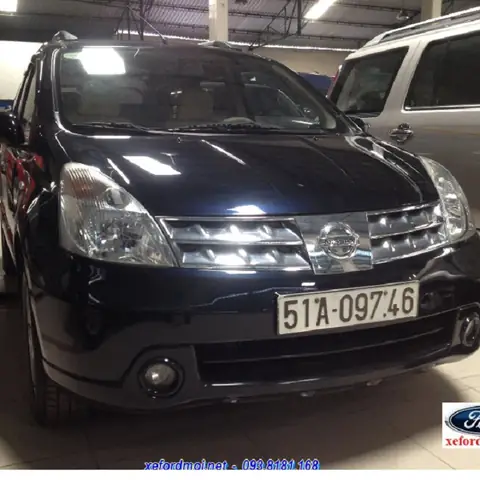 Xe Nissan Livina 7 Chá» 2011
