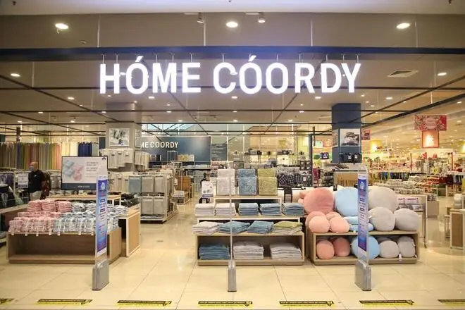 2. Khám Phá Thế Giới Đồ Gia Dụng Tại Siêu Thị Aeon