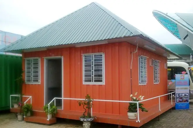 Cận Cảnh Nhà Container Đầy Đủ Nội Thất Giá 100 - 200 Triệu Tại Việt Nam