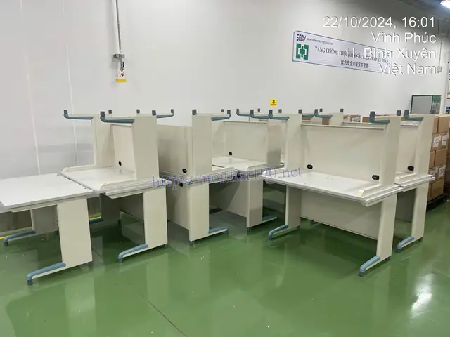 1.cung Cấp Bàn Làm Việc Bs12 Và Hộc Tài Liệu Hg04