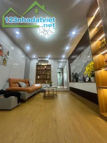 Đánh Giá Chi Tiết Nội Thất 75 Vũ Trọng Phụng: Lựa Chọn Lý Tưởng?