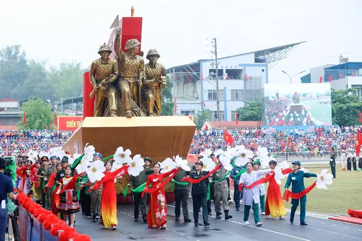 2. Lễ Kỷ Niệm Chiến Thắng Điện Biên Phủ