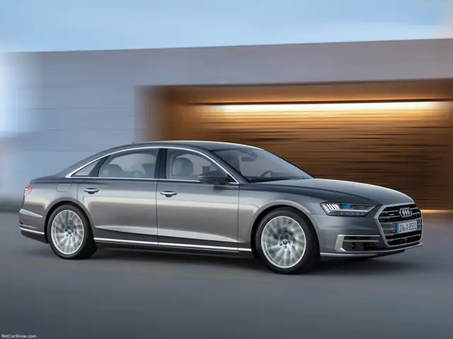 Audi A8 2018 - Bước Đột Phá Về Công Nghệ