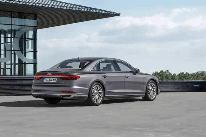 Audi A8 2018 - Bước Đột Phá Về Công Nghệ