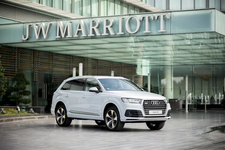 Nội Thất Xe Audi Q7 2015