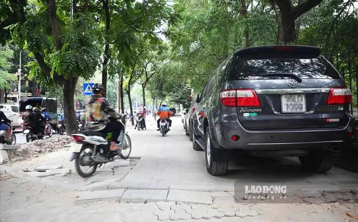 Nội Thất Bọc Da Cho Fortuner 2015: Lựa Chọn Nào Phù Hợp Và Bền Bỉ? Nội Thất Bọc Da Cho Fortuner 2015: Lựa Chọn Nào Phù Hợp Và Bền Bỉ?