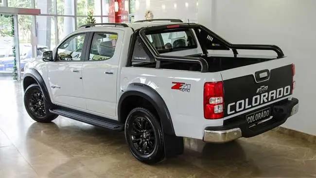 Danh Mục Đồ Chơi Nội Thất Theo Xe Chevrolet Colorado 2018 Cần Có