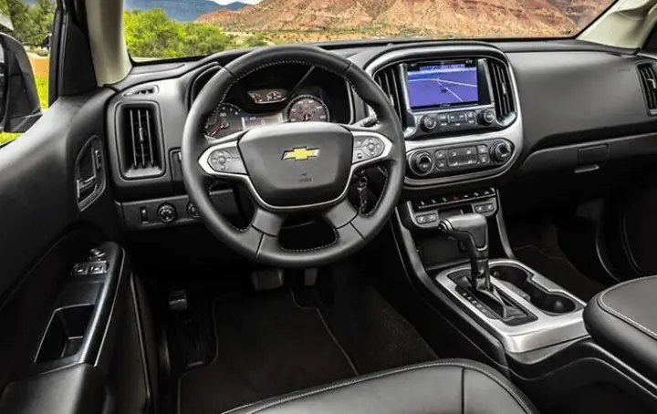 Ưu Nhược Điểm Của Việc Bọc Vô Lăng Cho Ô Tô Chevrolet Colorado