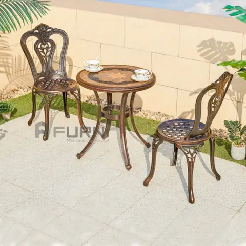 Nội Thất Cổ Điển Sân Vườn