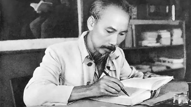 "hiền Tài Là Nguyên Khí Quốc Gia"
