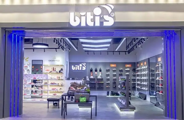 Khám Phá Phong Cách Nội Thất Của Cửa Hàng Giày Bitis