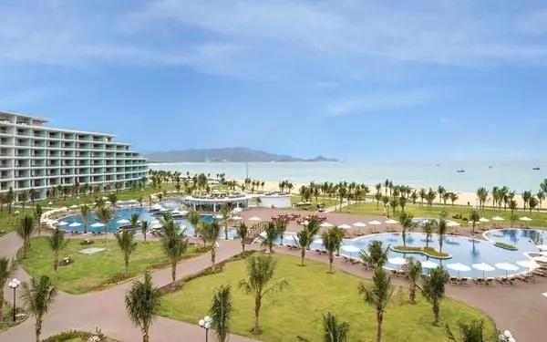 2.1 Hồ Bơi