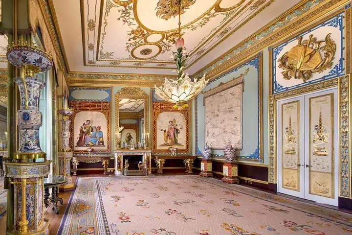 Nội Thất Phong Cách Trung Hoa Của Cung Điện Buckingham Được Tiết Lộ Sau 5 Năm Trùng Tu