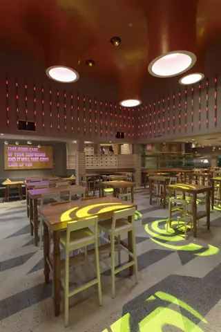 Cribbar surf bar by Absolute, Newquay – UK: Cribbar surf bar by Absolute, Newquay – UK:
