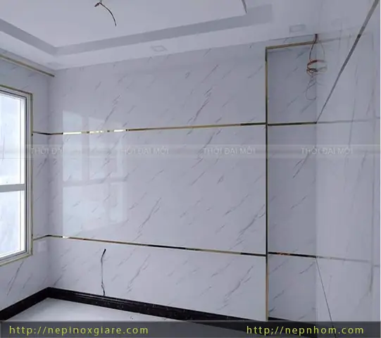 Nẹp Inox Chữ T Dùng Để Gắn Gạch Tường Trong Nội Thất
