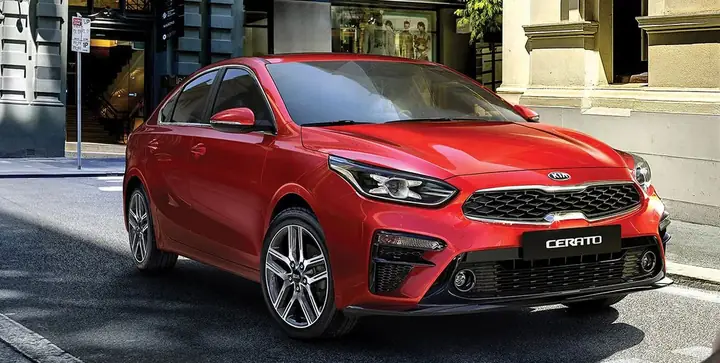 So Sánh Elantra Và Kia Cerato Về Giá Bán