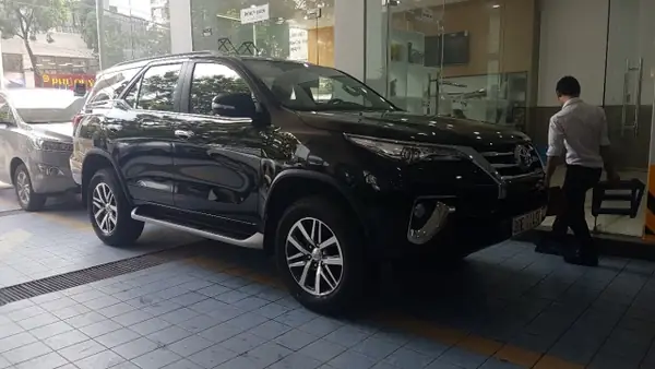 Nội Thất Ford Everest 2019 Máy Xăng Có Gì Đặc Biệt?