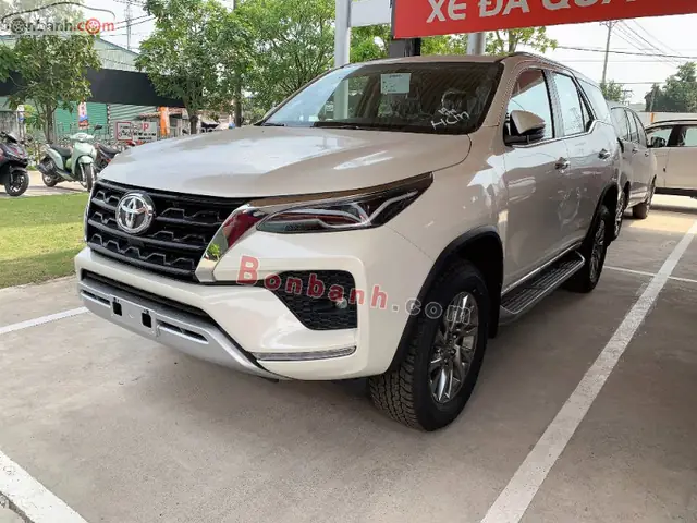 Ngoại Thất Toyota Fortuner 2025