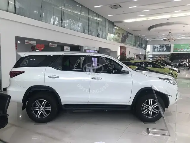 Toyota Fortuner 2.7v 4x2 At - Máy Xăng 1 Cầu Số Tự Động - Nhập Khẩu 2022