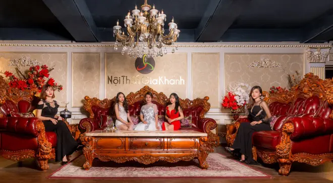 Điều “hút Khách” Khiến Các Tay Chơi Nội Thất Mê Mẩn Và Muốn Săn Lùng Bằng Được Bộ Sofa Này Không Chỉ Bởi Kích Thước Khủng, Chất Liệu Quý Hiếm Mà Đó Chính Là Bởi “chất Mộc”, Sự “hiếm Có Khó Tìm” “mà Không Phải Cứ Có Tiền Là Mua Được.