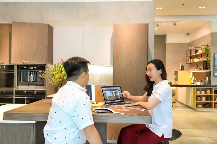 Showroom Nội Thất Gỗ Tự Nhiên Tp. Hcm