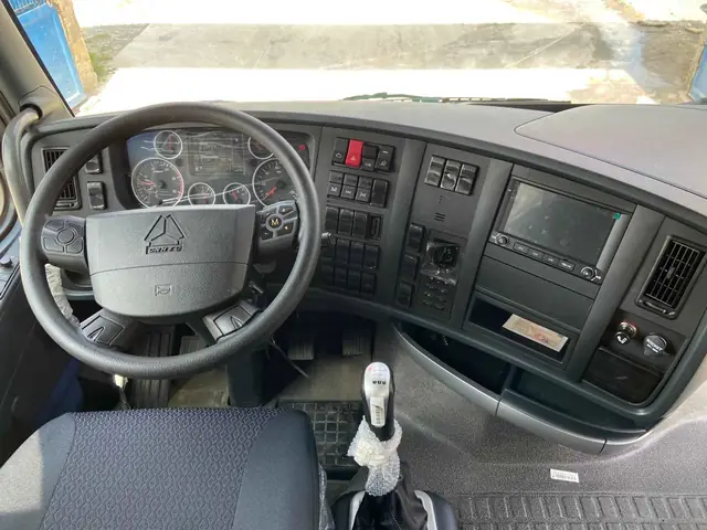 Nội Thất Đầu Kéo Howo A7 420 Hp Nội Thất Đầu Kéo Howo A7 420 Hp