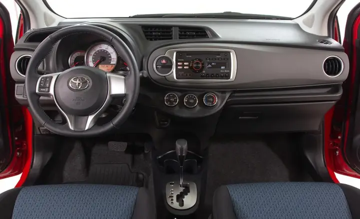 Mẫuxe Yaris 2015được Ra Mắt Tại Thị Trường Mỹ Với Nhiều Nâng Cấp “thú Vị” Về Ngoại Thất Cũng Như Trang Bị Nội Thất Và Công Nghệ Cho Từng Phiên Bản. Giá Bán Khởi Điểm Cho Dòng Xe Này Tại Mỹ Là Từ 14.845 Usd. Mẫuxe Yaris 2015được Ra Mắt Tại Thị Trường Mỹ Với Nhiều Nâng Cấp “thú Vị” Về Ngoại Thất Cũng Như Trang Bị Nội Thất Và Công Nghệ Cho Từng Phiên Bản. Giá Bán Khởi Điểm Cho Dòng Xe Này Tại Mỹ Là Từ 14.845 Usd.