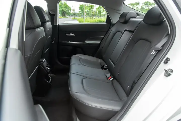 Nội Thất Hyundai Accent Thế Hệ Mới