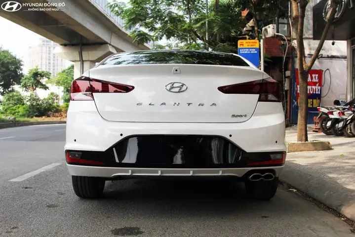 Cốp Elantra 2019 Sport