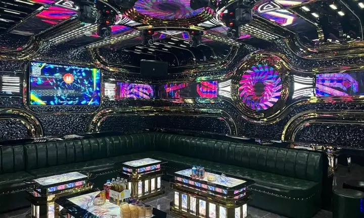 Karaoke Babylon 114 Trung Hòa Không Gian Sôi Động, Giá Cực Mềm